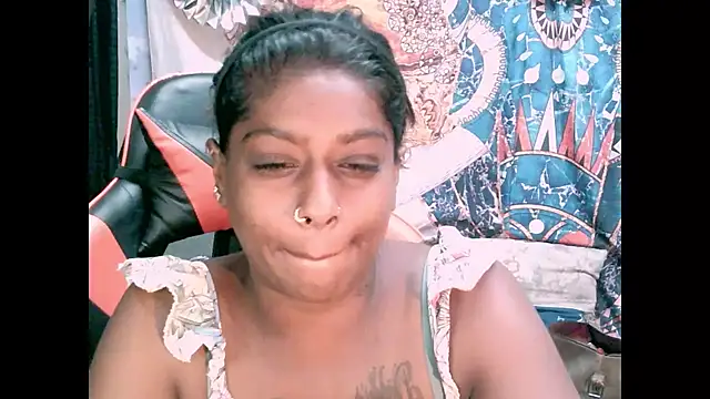 Snapshot of Harl3ysugar4u chatting on 03-10-25, 05:11 Harl3ysugar4u online show from 03-10-25, 05:11