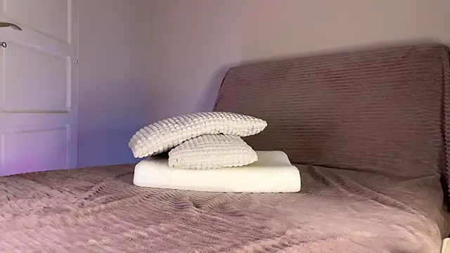 itsmaxxbaby  online show from 03-26-26, 03:49