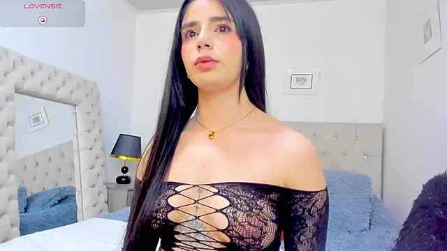 Snapshot of carlaperez_ chatting on 05-31-26, 03:23 carlaperez online show from 05-31-26, 03:23