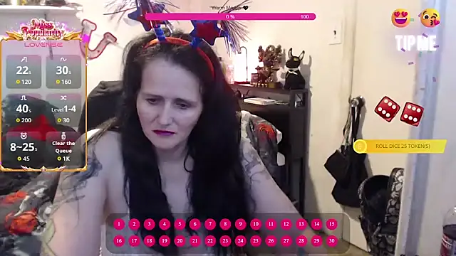 Snapshot of Demonicmiss chatting on 05-25-26, 12:15 Demonicmiss online show from 05-25-26, 12:15