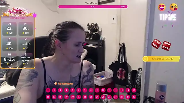 Snapshot of Demonicmiss chatting on 06-07-26, 11:48 Demonicmiss online show from 06-07-26, 11:48