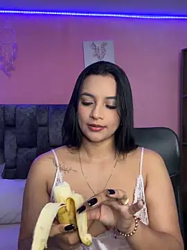 Snapshot of angelicaagarcia chatting on 10-01-25, 11:52 angelicaagarcia online show from 10-01-25, 11:52