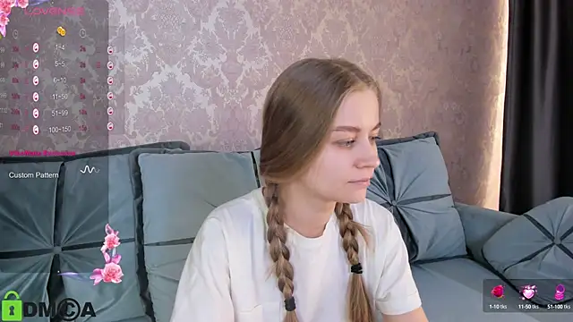Snapshot of Polumna_cute chatting on 03-12-25, 11:54 Polumna cute online show from 03-12-25, 11:54