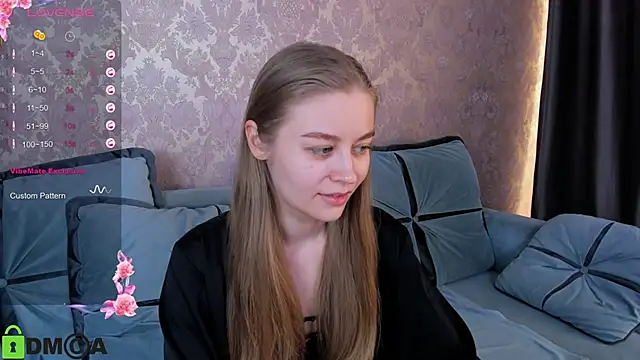 Snapshot of Polumna_cute chatting on 03-18-25, 12:17 Polumna cute online show from 03-18-25, 12:17