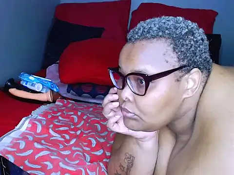 fatafricanqueen online show from 04-21-26, 07:31