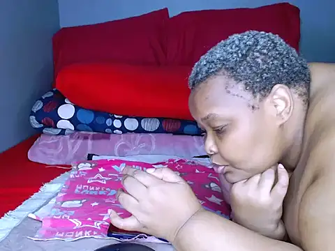 fatafricanqueen online show from 04-16-26, 07:25