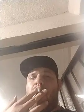 JulianInter08 online show from 03-15-26, 04:08