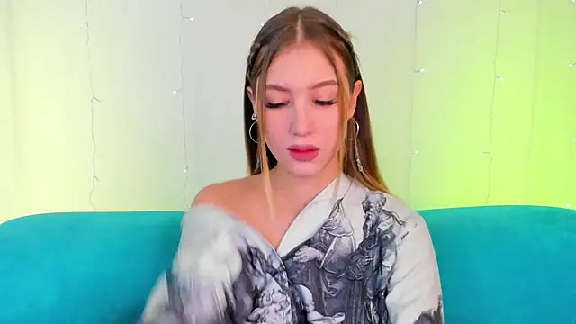 VitalinaBlue online show from 11-24-25, 01:49