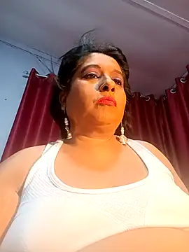 Snapshot of raniofsex02 chatting on 10-11-25, 07:37 raniofsex02 online show from 10-11-25, 07:37