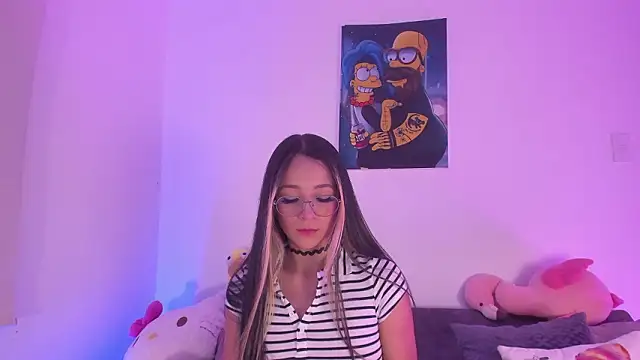 Snapshot of penny_sweett_ chatting on 03-01-26, 11:27 penny sweett online show from 03-01-26, 11:27