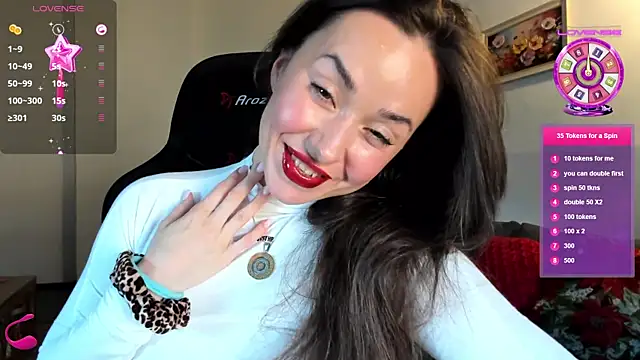 Snapshot of PlayfulGoddess chatting on 02-19-25, 02:44 PlayfulGoddess online show from 02-19-25, 02:44