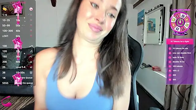 Snapshot of PlayfulGoddess chatting on 09-17-25, 09:44 PlayfulGoddess online show from 09-17-25, 09:44