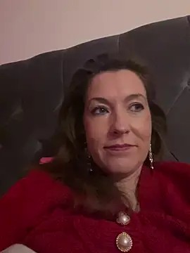 Lwhite1 online show from 11-08-25, 04:21