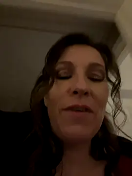 Lwhite1 online show from 11-28-25, 04:29