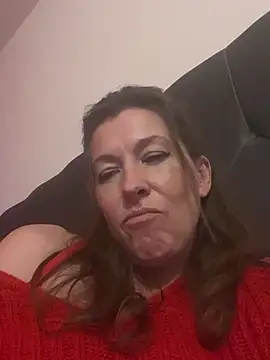 Lwhite1 online show from 01-11-26, 05:42