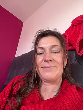 Lwhite1 online show from 03-26-26, 04:16