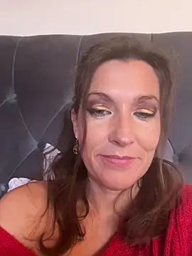 Lwhite1 online show from 10-23-25, 03:54