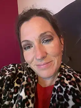 Lwhite1 online show from 02-12-26, 04:51