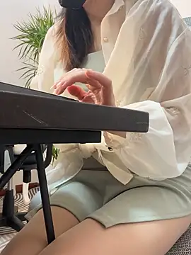 Annabody online show from 12-14-25, 04:01