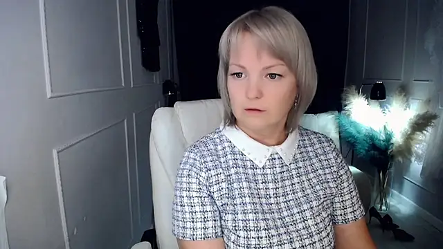 Juarnea online show from 02-09-26, 02:15