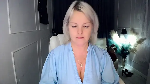 Juarnea online show from 12-04-25, 05:34