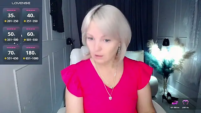 Juarnea online show from 11-25-25, 06:14