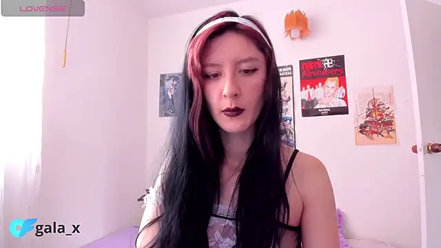 Snapshot of sunshine_girl9 chatting on 02-18-25, 04:25 sunshine girl9 online show from 02-18-25, 04:25