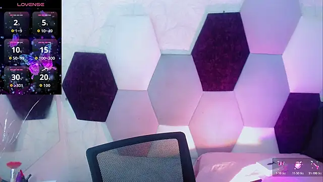 Snapshot of KayleighDreams_ chatting on 02-08-26, 02:20 KayleighDreams online show from 02-08-26, 02:20