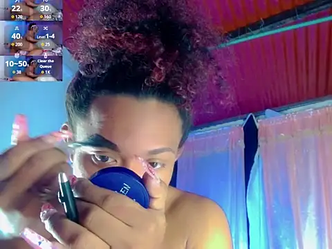 KayleighDreams  online show from 09-25-25, 04:18