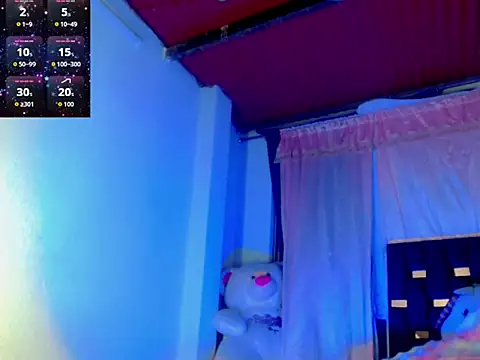 KayleighDreams  online show from 10-13-25, 09:44