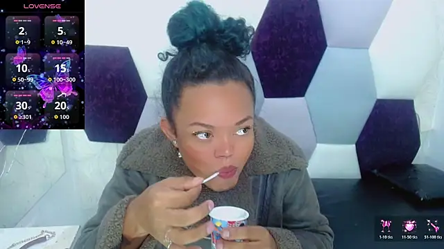 Snapshot of KayleighDreams_ chatting on 02-21-26, 01:40 KayleighDreams online show from 02-21-26, 01:40