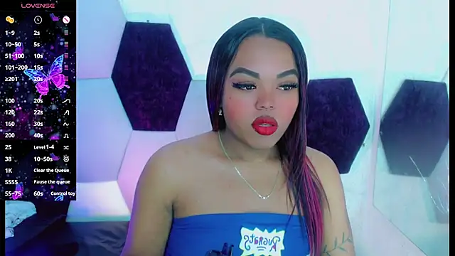 KayleighDreams  online show from 01-10-26, 08:04