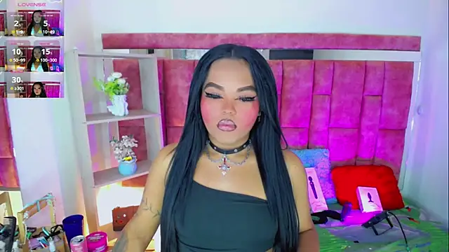 KayleighDreams  online show from 07-01-26, 04:02