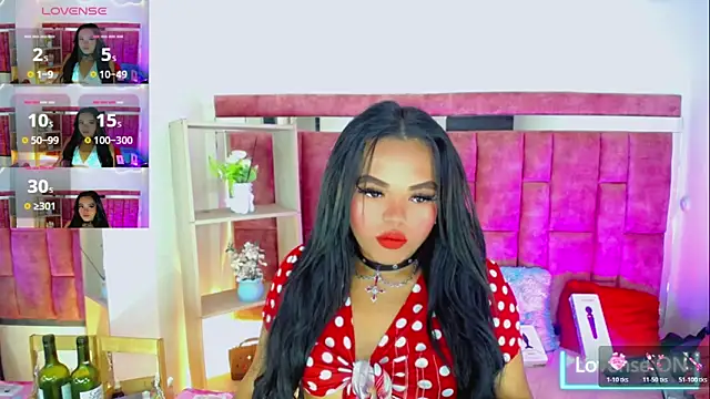 Snapshot of KayleighDreams_ chatting on 06-10-26, 03:30 KayleighDreams online show from 06-10-26, 03:30