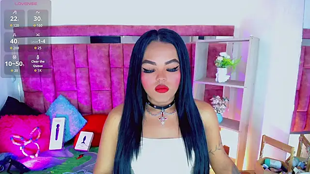 KayleighDreams  online show from 07-12-26, 03:18