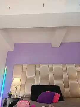 dirtyvictoria online show from 11-22-25, 12:04