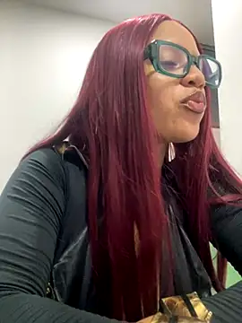 Snapshot of Charlotee_ chatting on 10-04-25, 03:52 Charlotee  online show from 10-04-25, 03:52