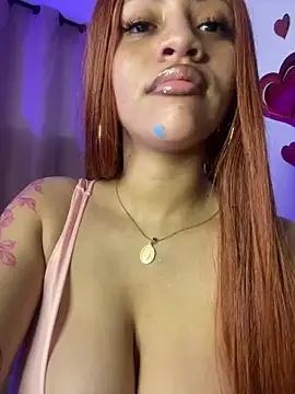 Snapshot of Charlotee_ chatting on 03-19-25, 04:47 Charlotee  online show from 03-19-25, 04:47