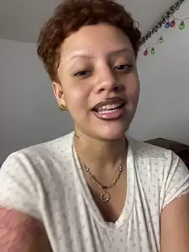 Charlotee  online show from 04-18-26, 10:39