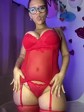 Snapshot of Charlotee_ chatting on 02-15-25, 05:09 Charlotee  online show from 02-15-25, 05:09