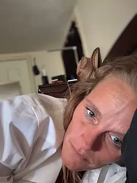 vixendoll87 online show from 03-03-25, 03:22