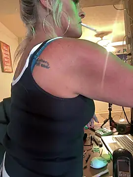 vixendoll87 online show from 03-13-26, 08:14