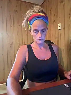 vixendoll87 online show from 10-01-25, 04:44