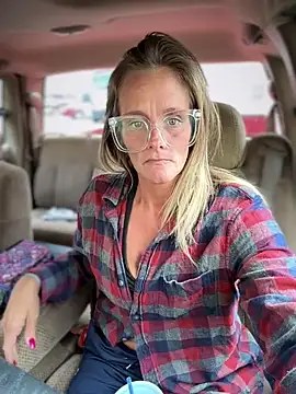 vixendoll87 online show from 03-16-25, 09:16