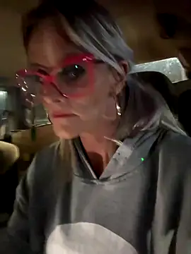 vixendoll87 online show from 11-16-25, 12:26