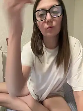 BeatriceTender online show from 02-13-25, 06:05