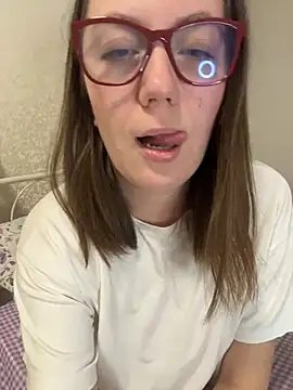 BeatriceTender online show from 03-24-26, 07:58