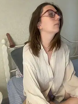 BeatriceTender online show from 05-29-26, 02:01