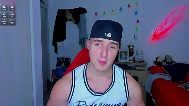 liam oficial02 online show from 12-12-24, 03:54