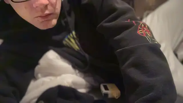 adamseed69 online show from 04-05-26, 01:12